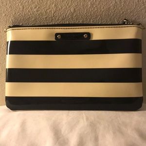 kate spade - flat cosmetic bag with 4 card inserts